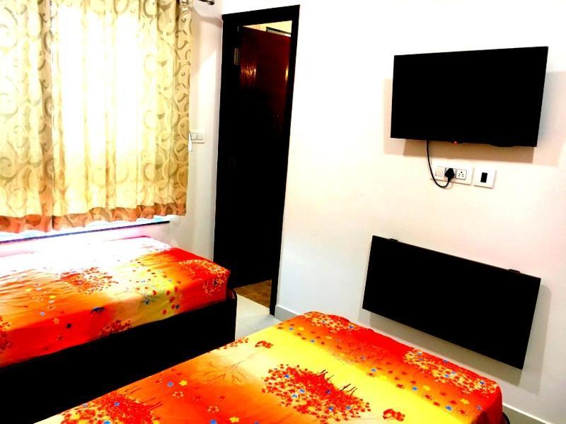 Suyash Pg - Melange Bed and Breakfast Bangalore Exterior foto
